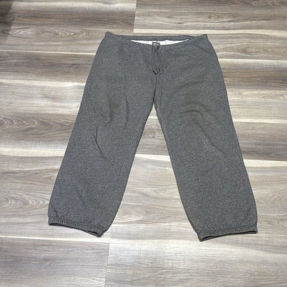 🏁Roots gray Gray Casual joggers size XL - Picture 2 of 7